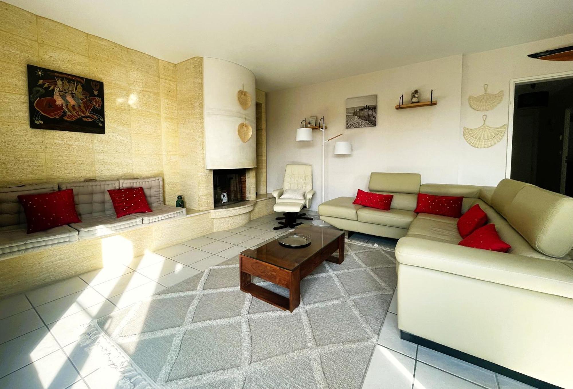 Maison Calme Et Cosy A Port-en-bessin Pres Du Golf Et De La Holiday home Port-en-Bessin-Huppain